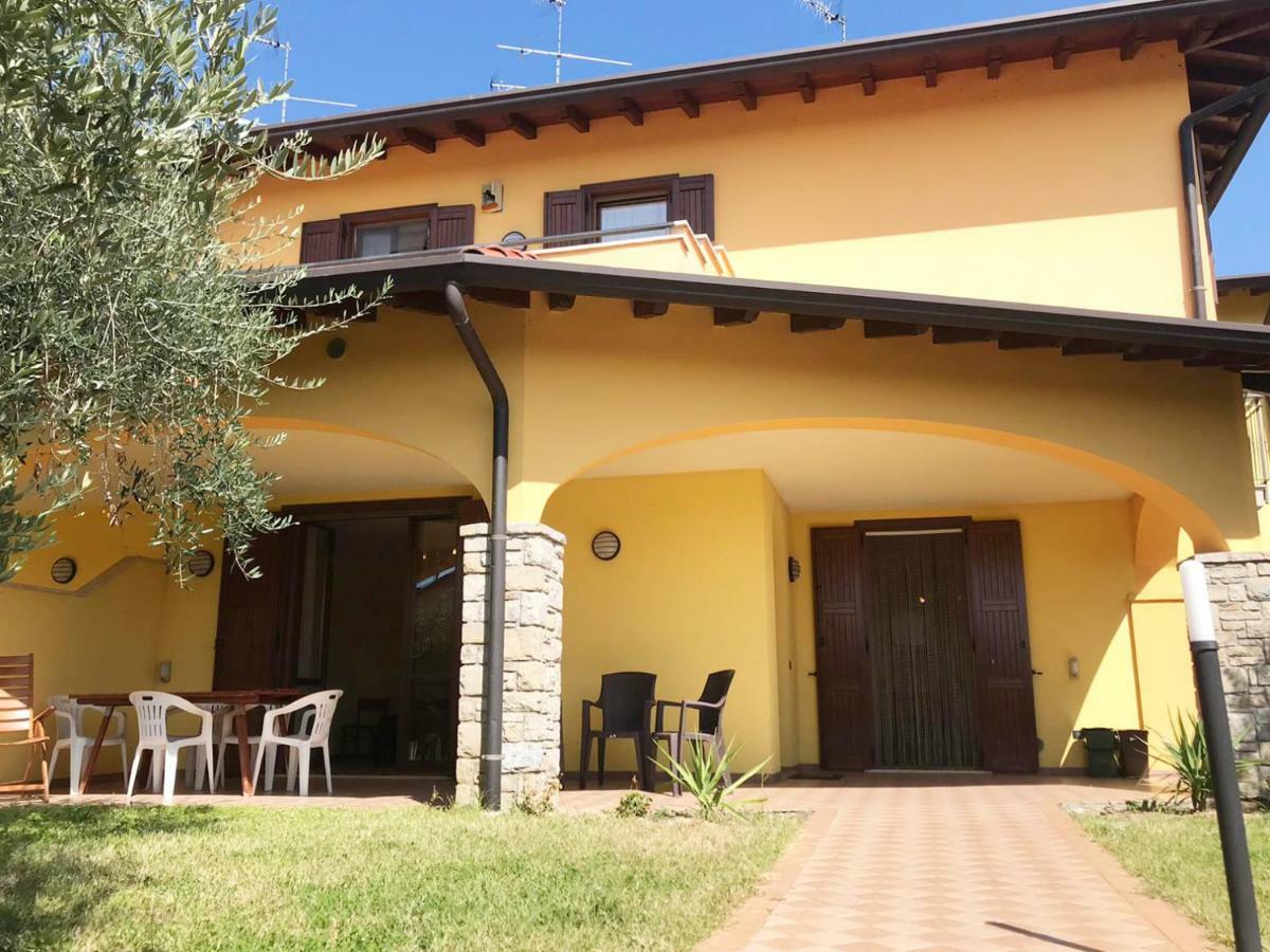 Villa The Sweet Rose With Pool Manerba del Garda Exterior foto