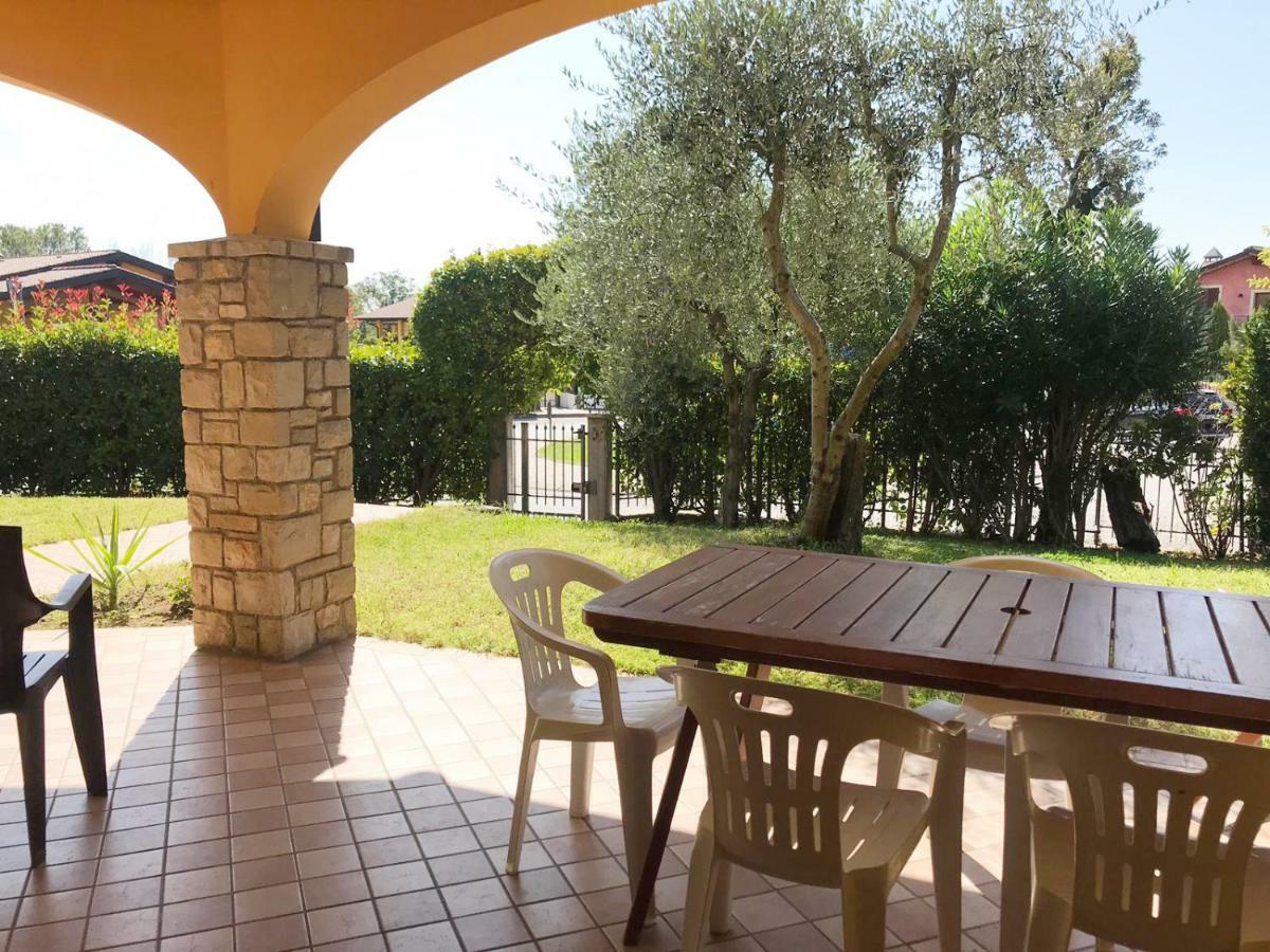 Villa The Sweet Rose With Pool Manerba del Garda Exterior foto